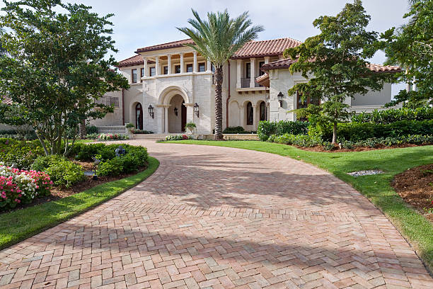 Best Driveway Pavers Installation  in Nashotah, WI
